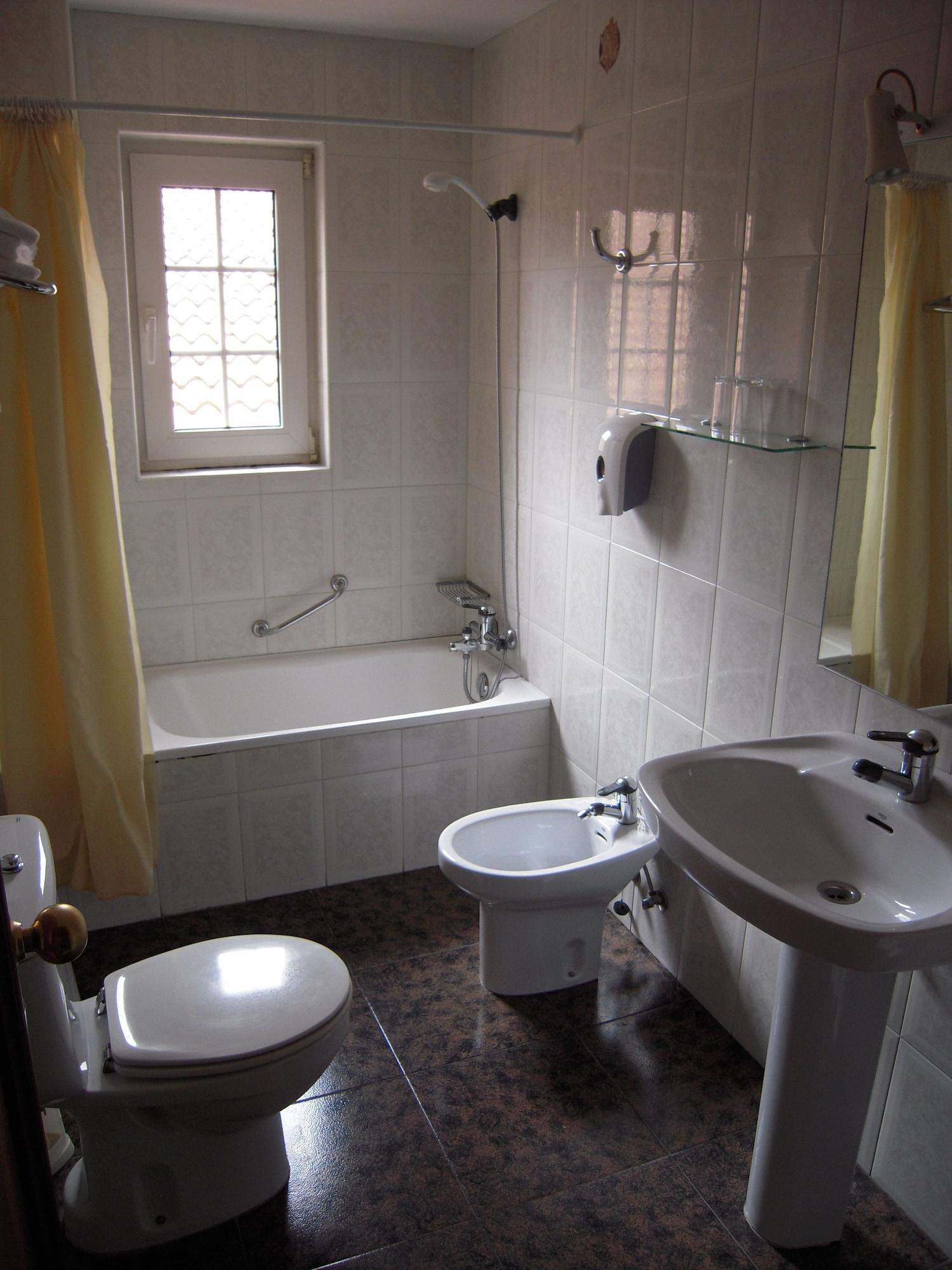 Mlc Benavente Hotel Екстериор снимка
